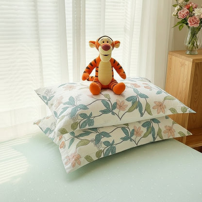 White Leaf Floral Pillowcase Set